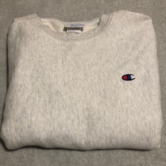 Champion Crewneck ‼️ - Picture 2 of 2